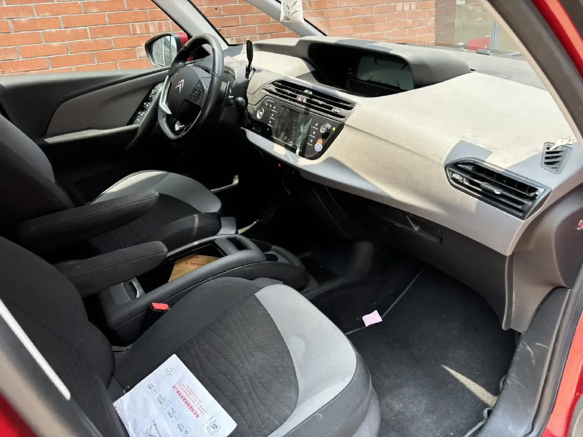 2015 Citroen C4 Picasso 1.6T 165HP L4 6AT,autocango,china used car exporter,china ev exporter,chinese used car exporter,chinese used ev exporter