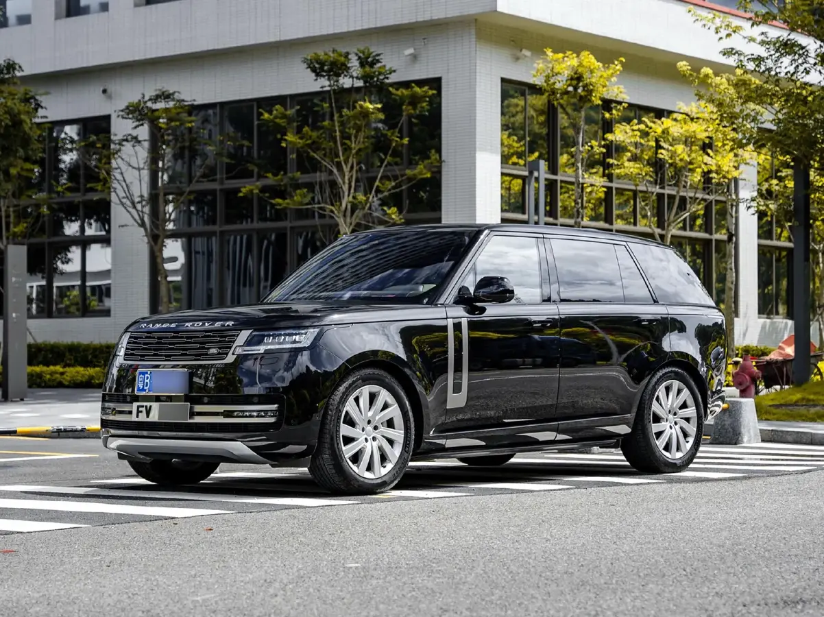 2024 Land Rover Range Rover 3.0T 400HP L6 8AT