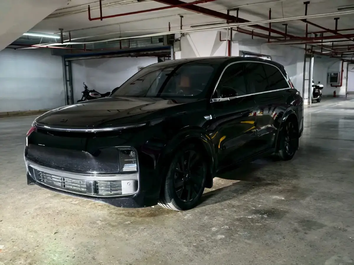 2023 Li L8 Range Extended 154HP REEV 40.9KWH