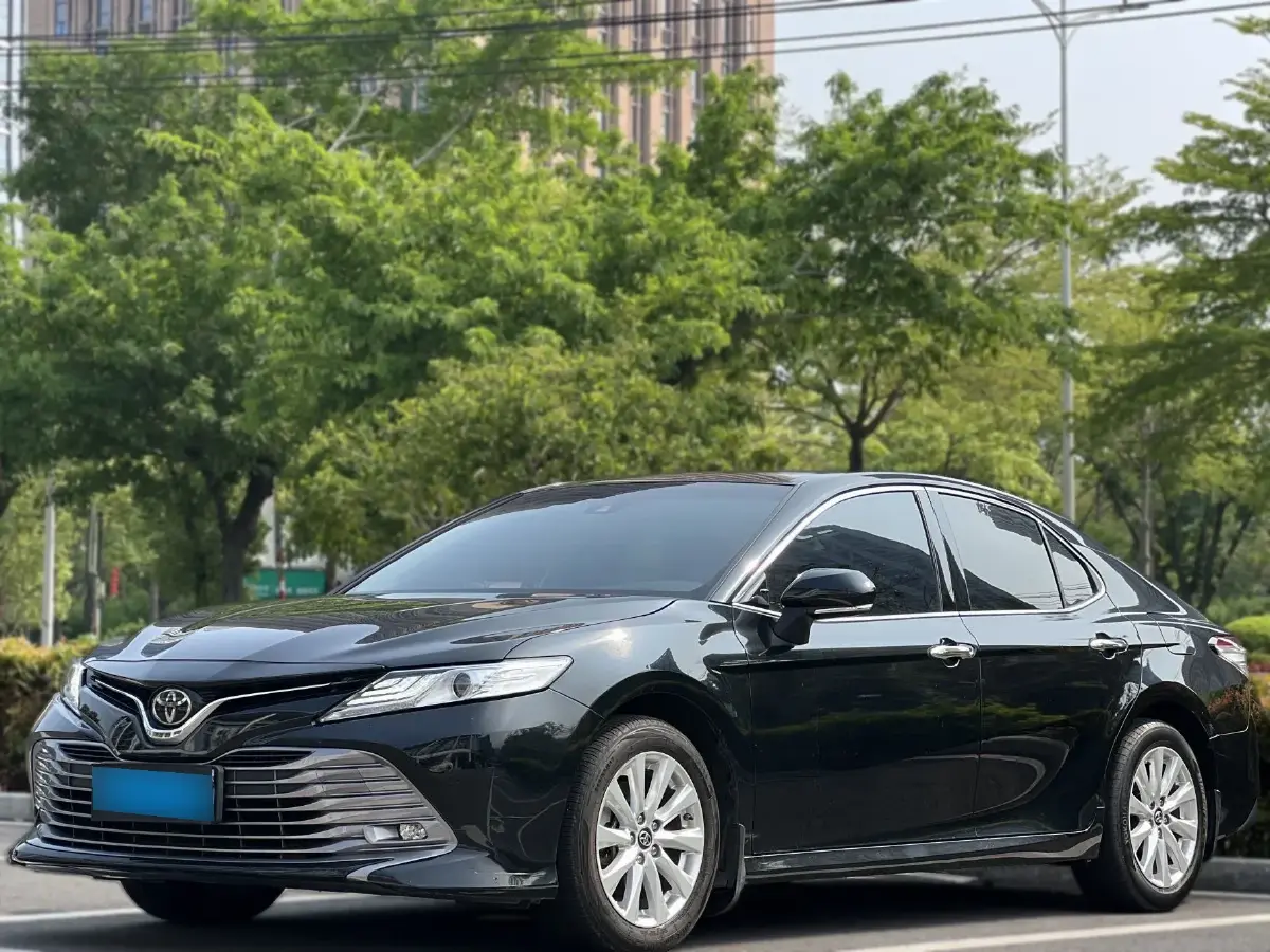 2019 Toyota Camry 2.0L 178HP L4 CVT