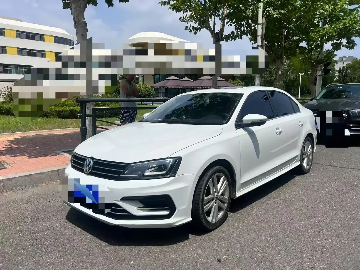 2018 Volkswagen Sagitar 1.4T 150HP L4 7DCT