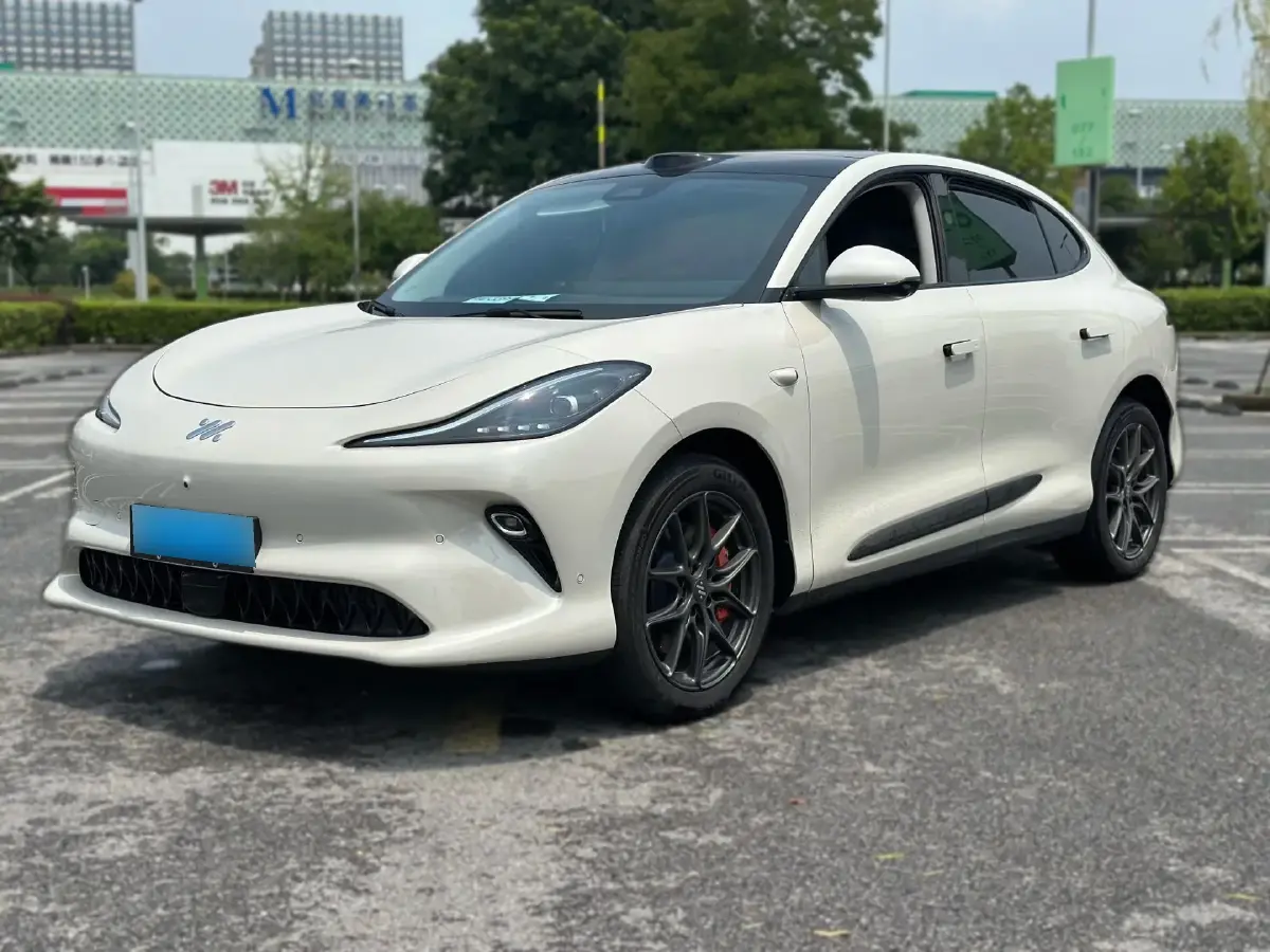 2025 IM LS6 BEV 75KWH