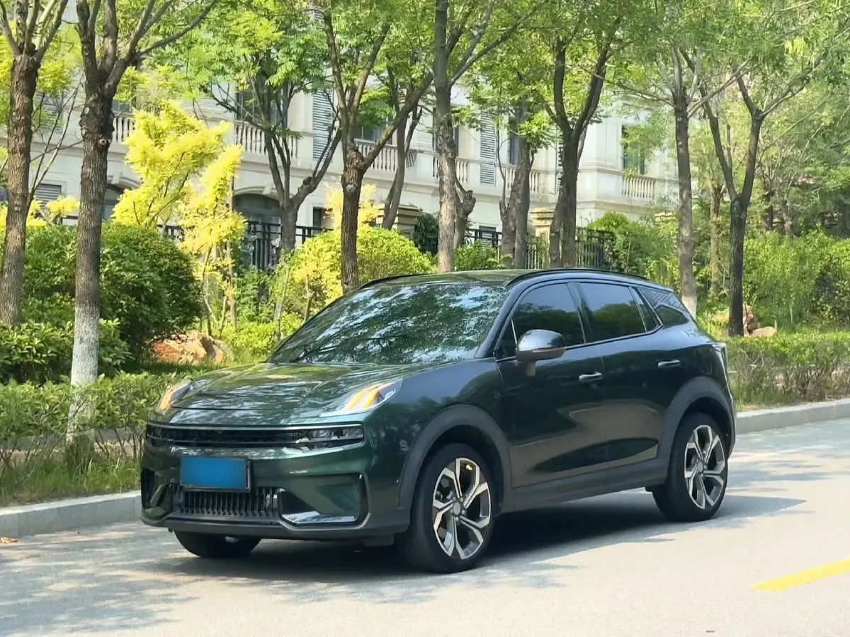2023 LYNK&CO 06 1.5T 181HP L4 7DCT