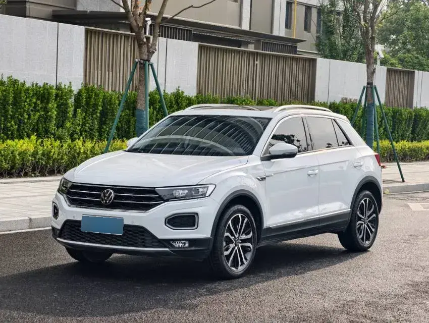2022 Volkswagen T-Roc 1.4T 150HP L4 7DCT