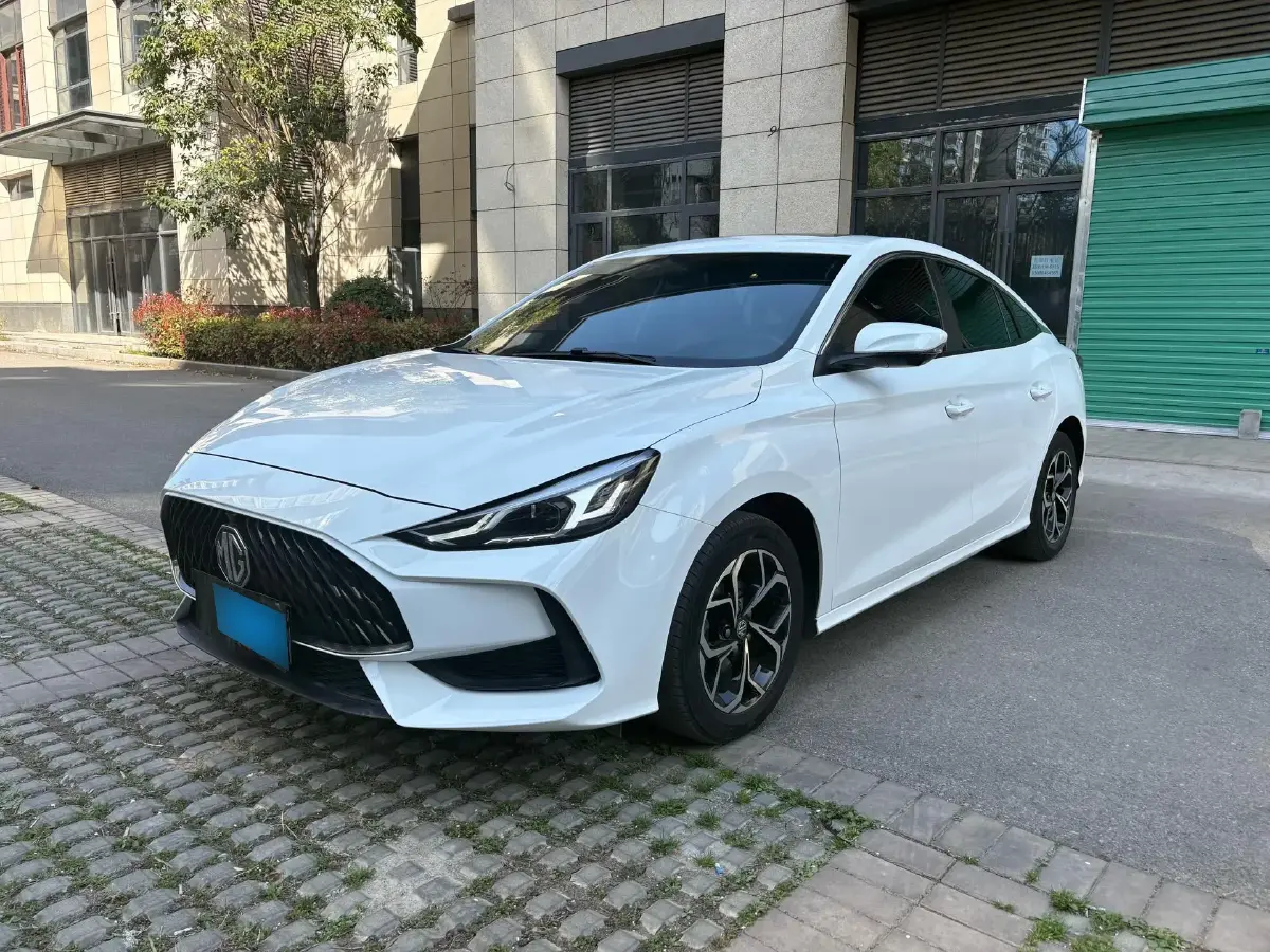 2022 MG 5 1.5L 120HP L4 5MT