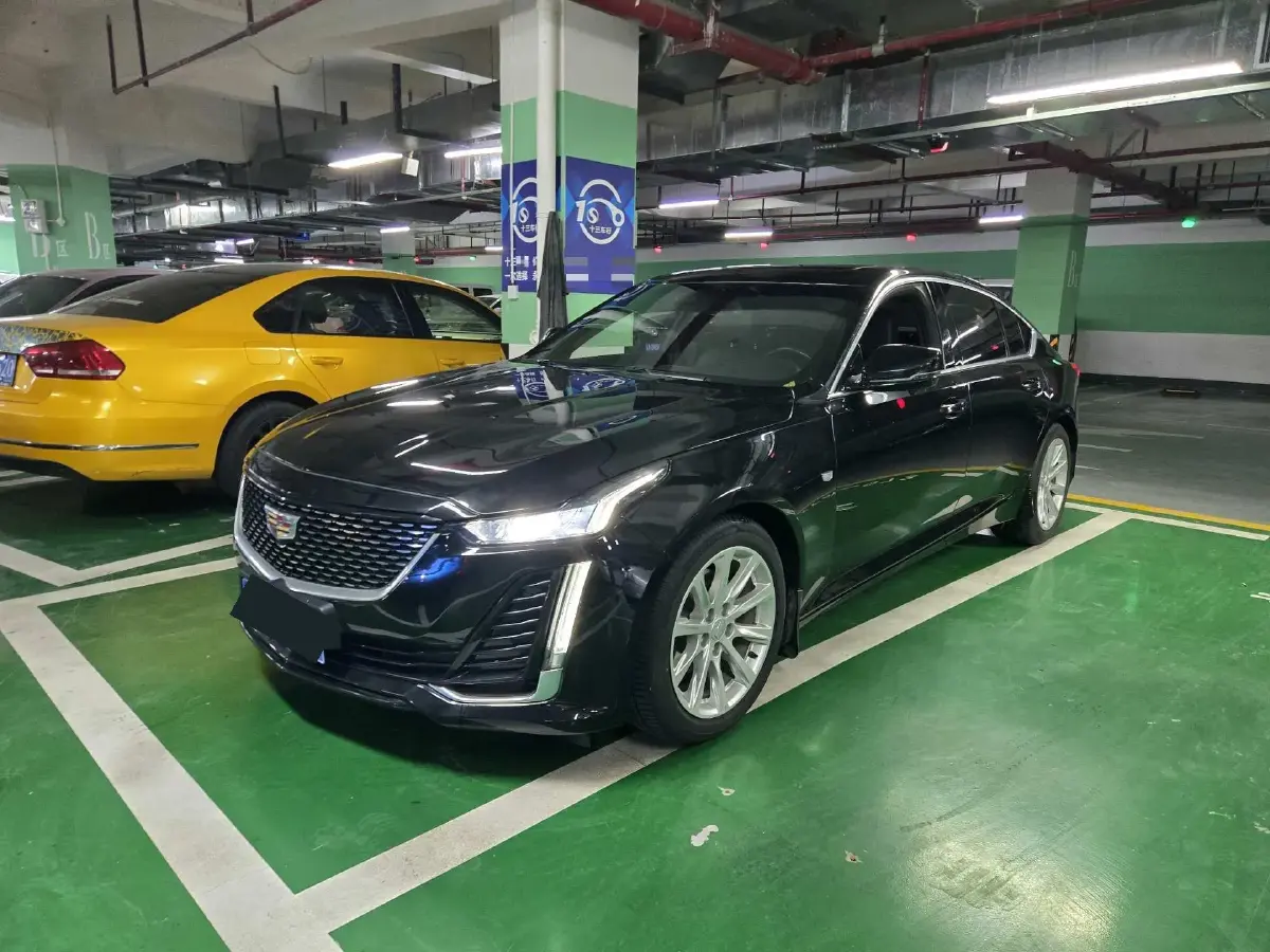 2021 Cadillac CT5 2.0T 237HP L4 10AT