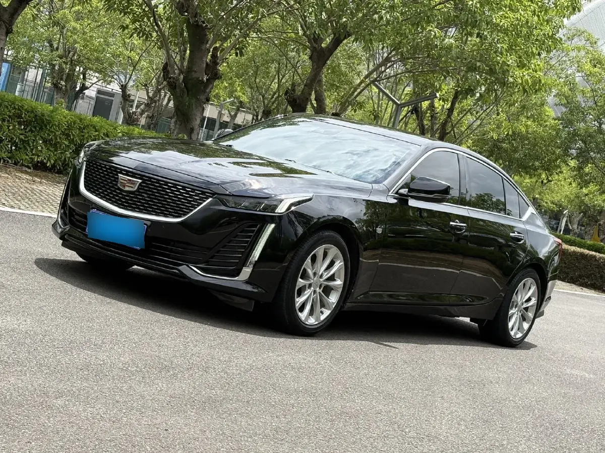 2021 Cadillac CT5 2.0T 237HP L4 10AT