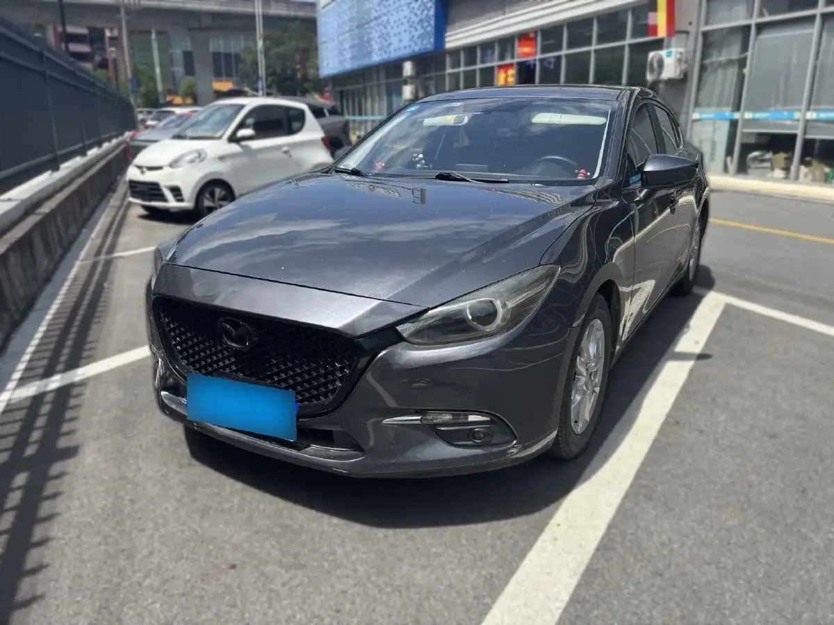 2017 Mazda 3 Axela 1.5L 117HP L4 6AT