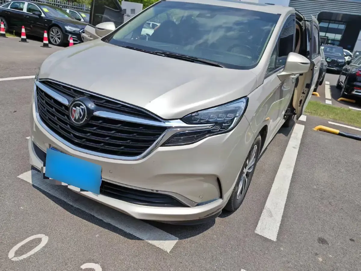 2022 Buick GL8 2.0T 237HP L4 9AT