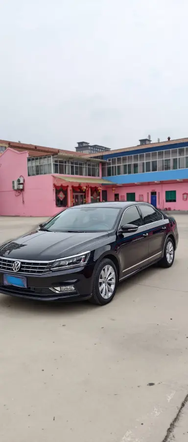 2017 Volkswagen Passat 1.8T 180HP L4 7DCT