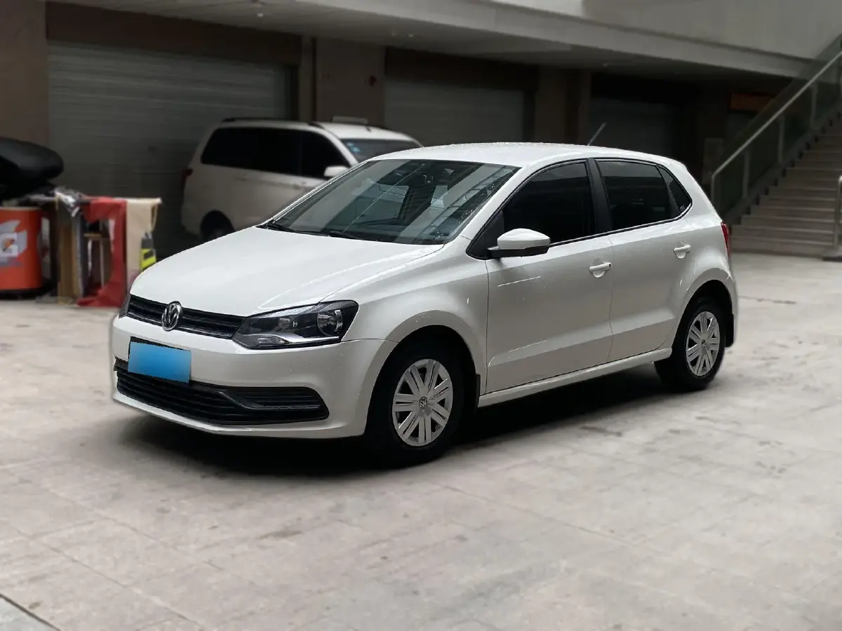 2018 Volkswagen Polo 1.5L 110HP L4 6AT