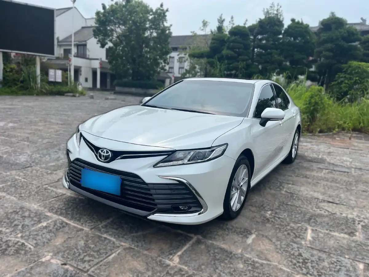 2021 Toyota Camry 2.0L 178HP L4 CVT