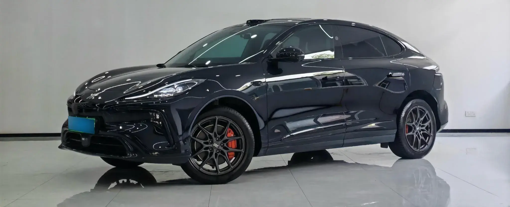 2023 IM LS6 BEV 71KWH