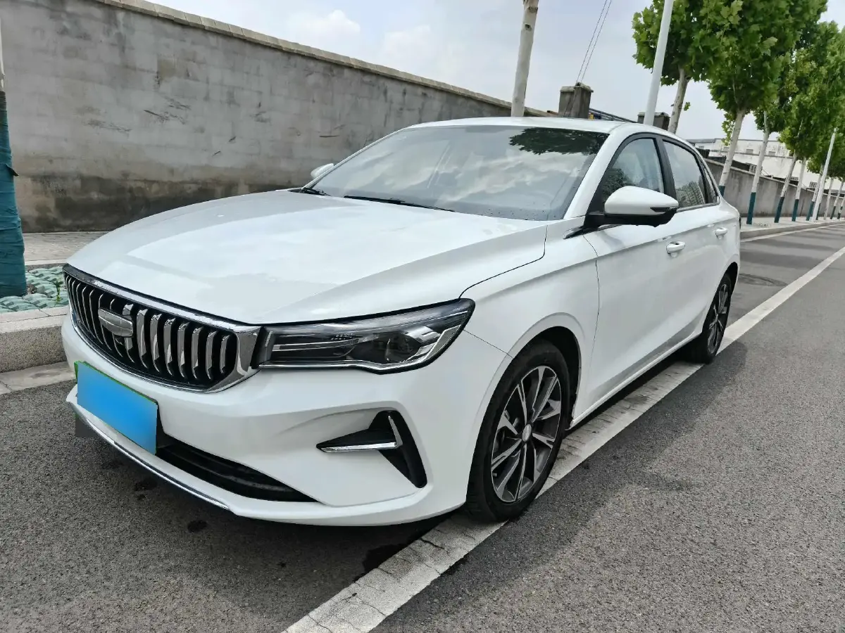 2025 Geely Emgrand 1.5L 127HP L4 CVT