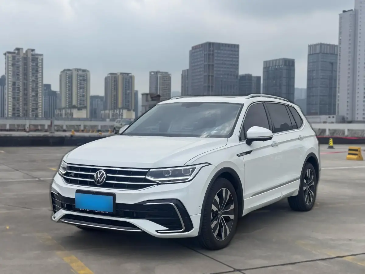 2024 Volkswagen Tiguan L 2.0T 186HP L4 7DCT