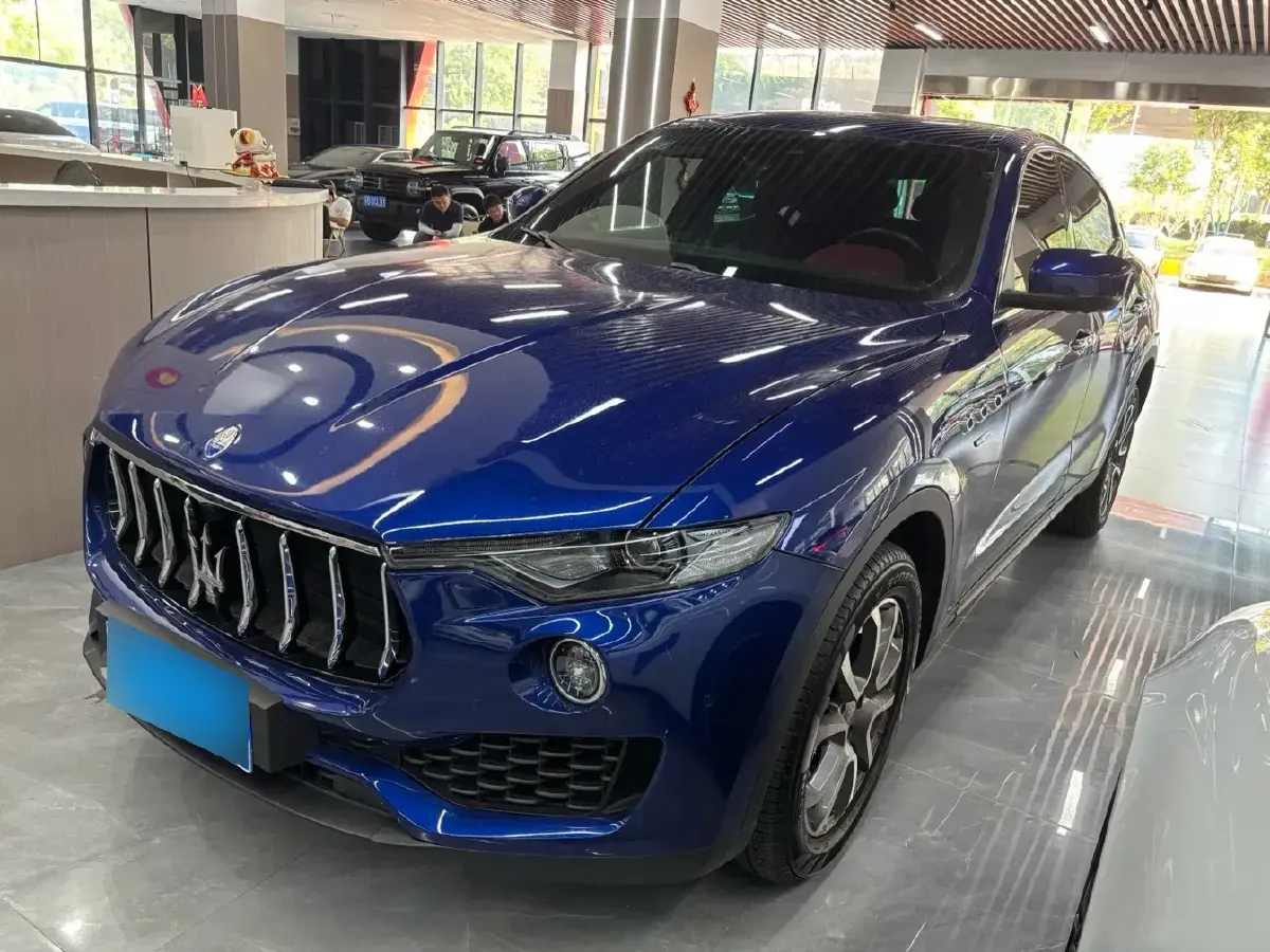 2016 Maserati Levante 3.0T 430HP V6 8AT
