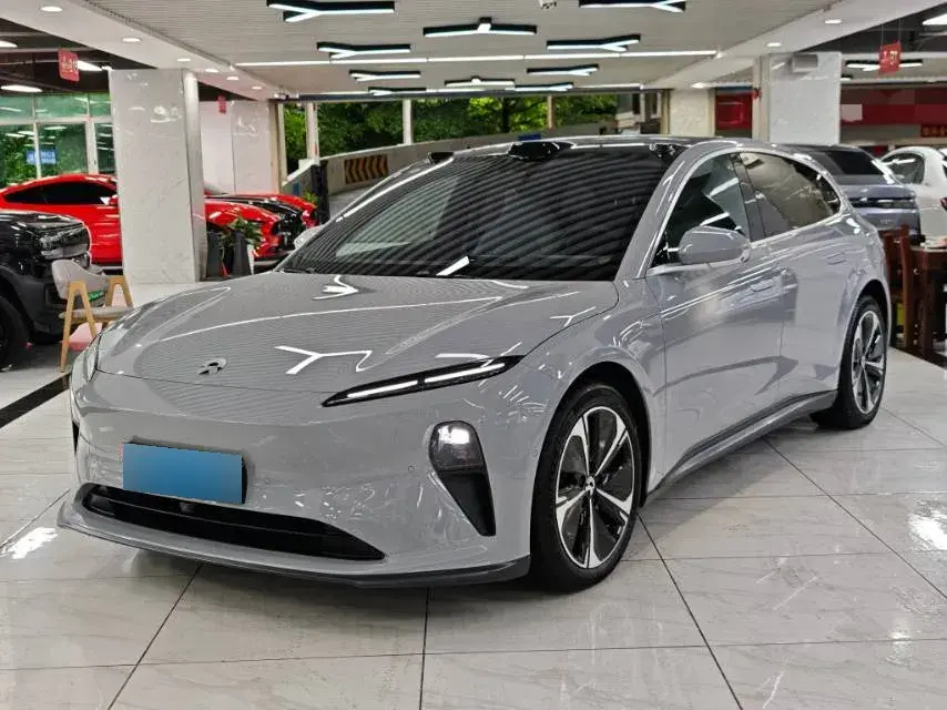 2024 NIO ET5T BEV 75KWH