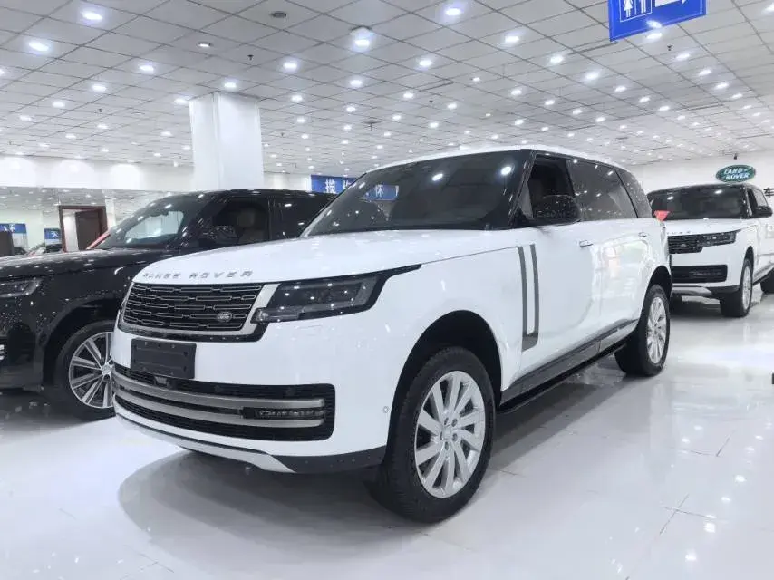 2024 Land Rover Range Rover 3.0T 400HP L6 8AT