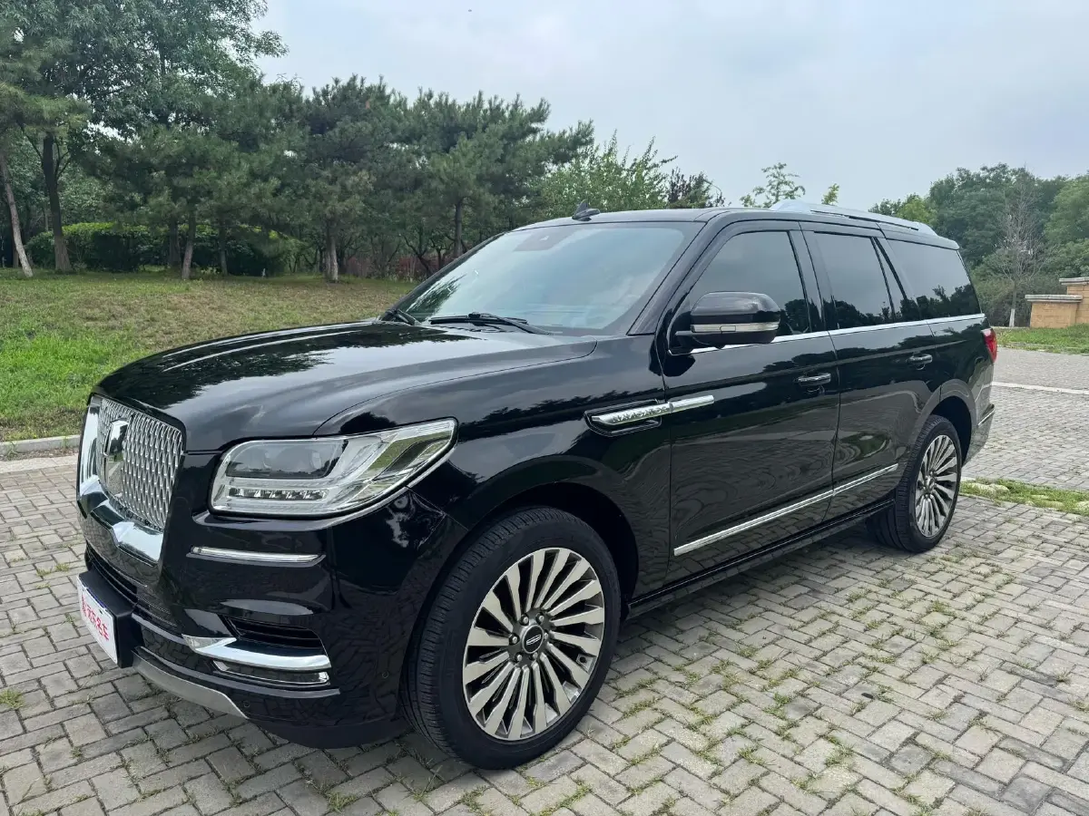 2020 Lincoln Navigator 3.5T 388HP V6 10AT