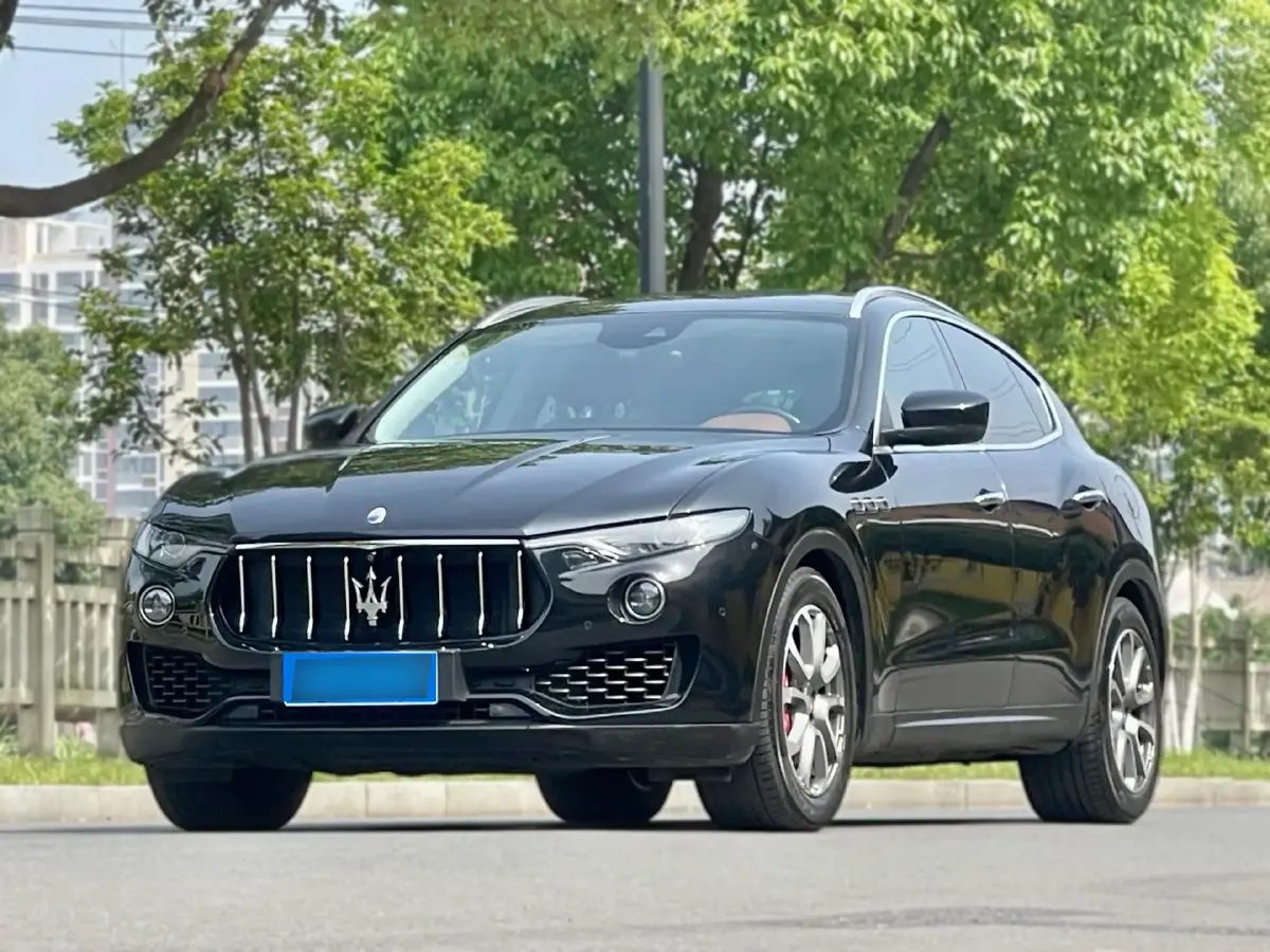 2018 Maserati Levante 3.0T 350HP V6 8AT