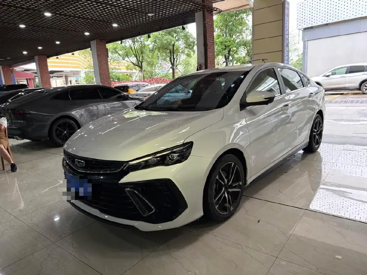 2022 Geely Binray 1.5T 181HP L4 7DCT