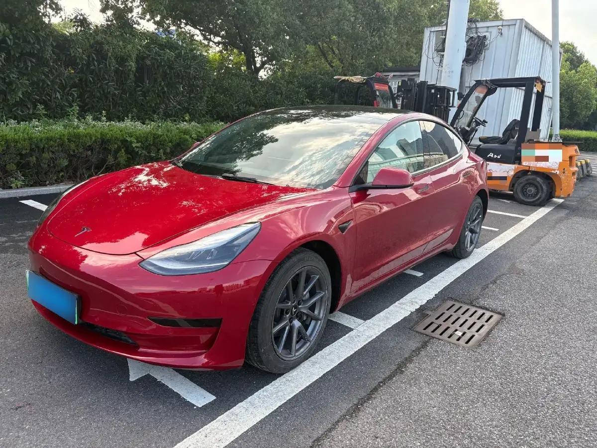2022 Tesla Model 3 BEV 60KWH
