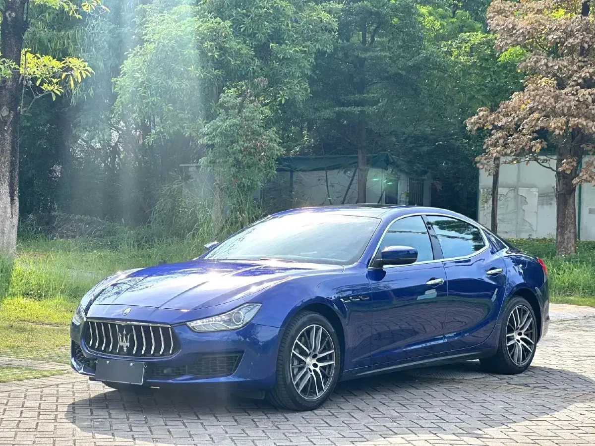 2018 Maserati Ghibli 3.0T 350HP V6 8AT
