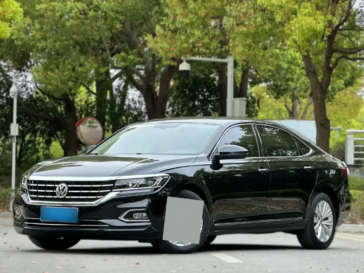 2019 Volkswagen Passat 2.0T 186HP L4 7DCT