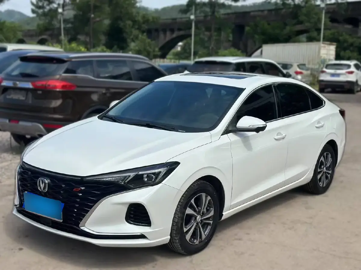 2022 ChangAn Eado 1.4T 160HP L4 7DCT