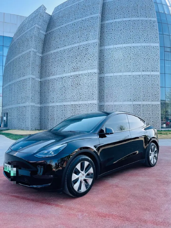 2021 Tesla Model Y BEV 60KWH