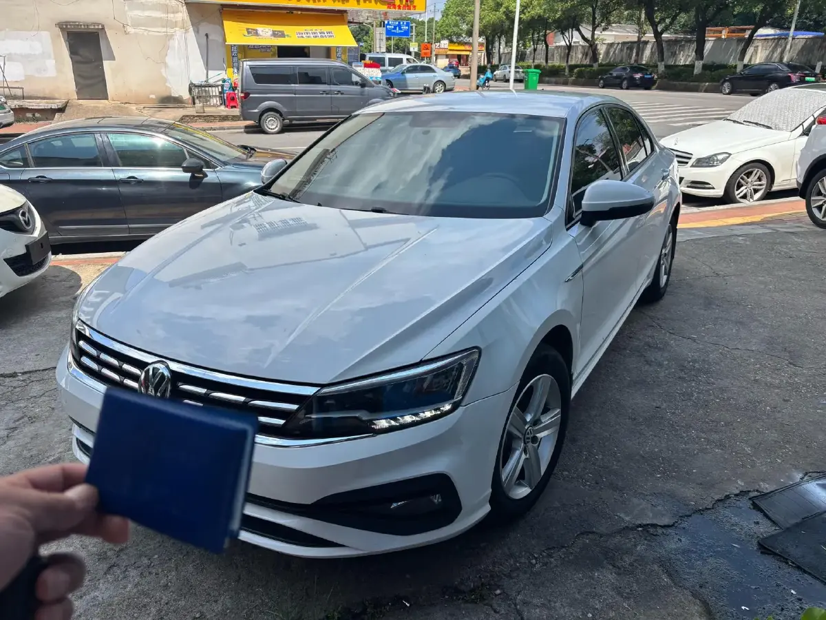 2021 Volkswagen Lamando 1.4T 131HP L4 7DCT