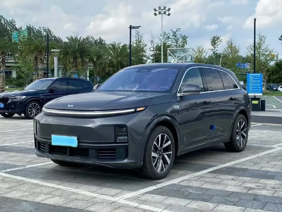 2023 Li L7 Range Extended 154HP REEV 40.9KWH