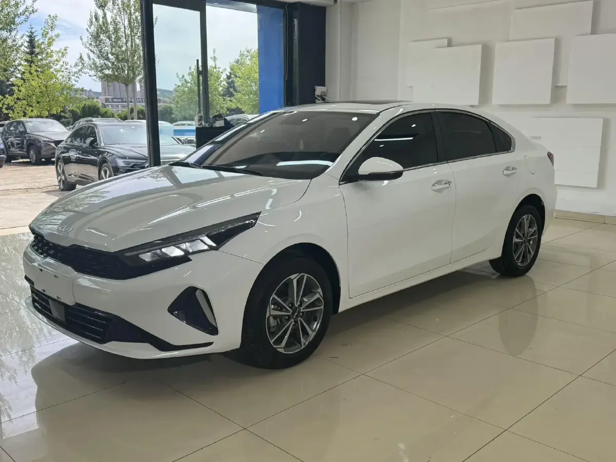 2021 Kia K3 1.5L 115HP L4 CVT