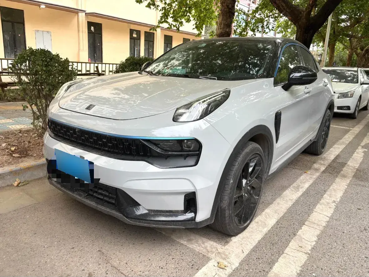 2020 LYNK&CO 05 2.0T 254HP L4 8AT