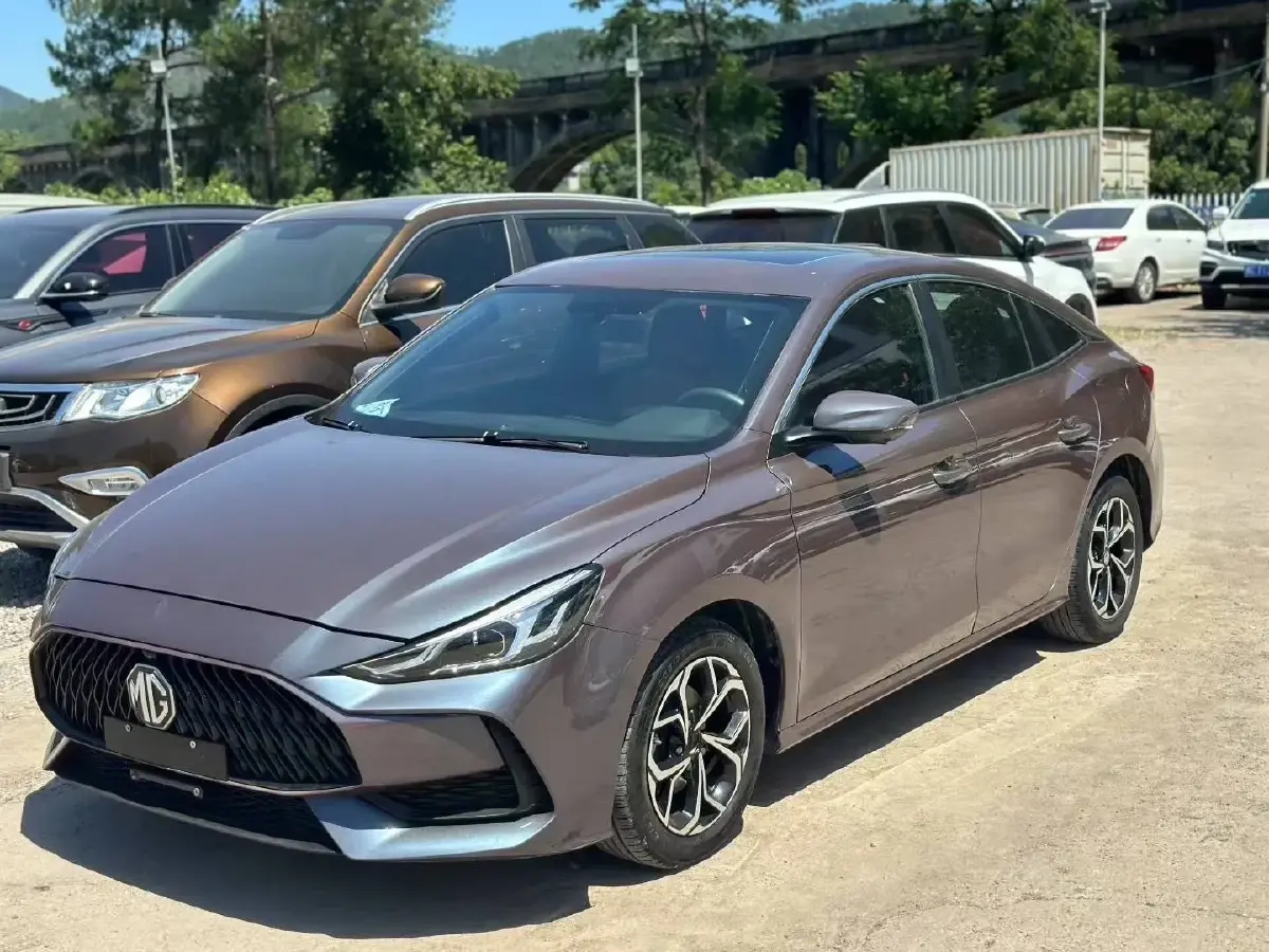 2021 MG 5 1.5L 120HP L4 5MT