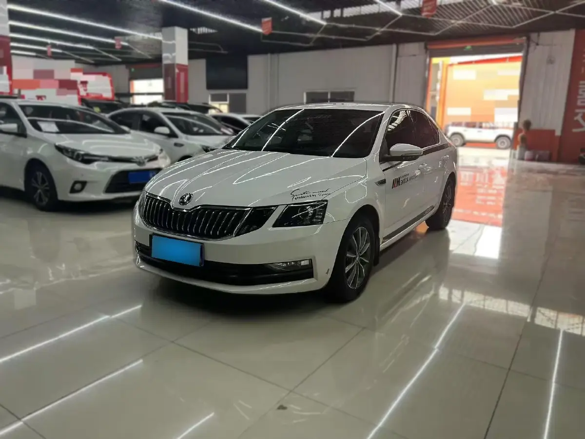 2019 Skoda Octavia 1.5L 116HP L4 6AT