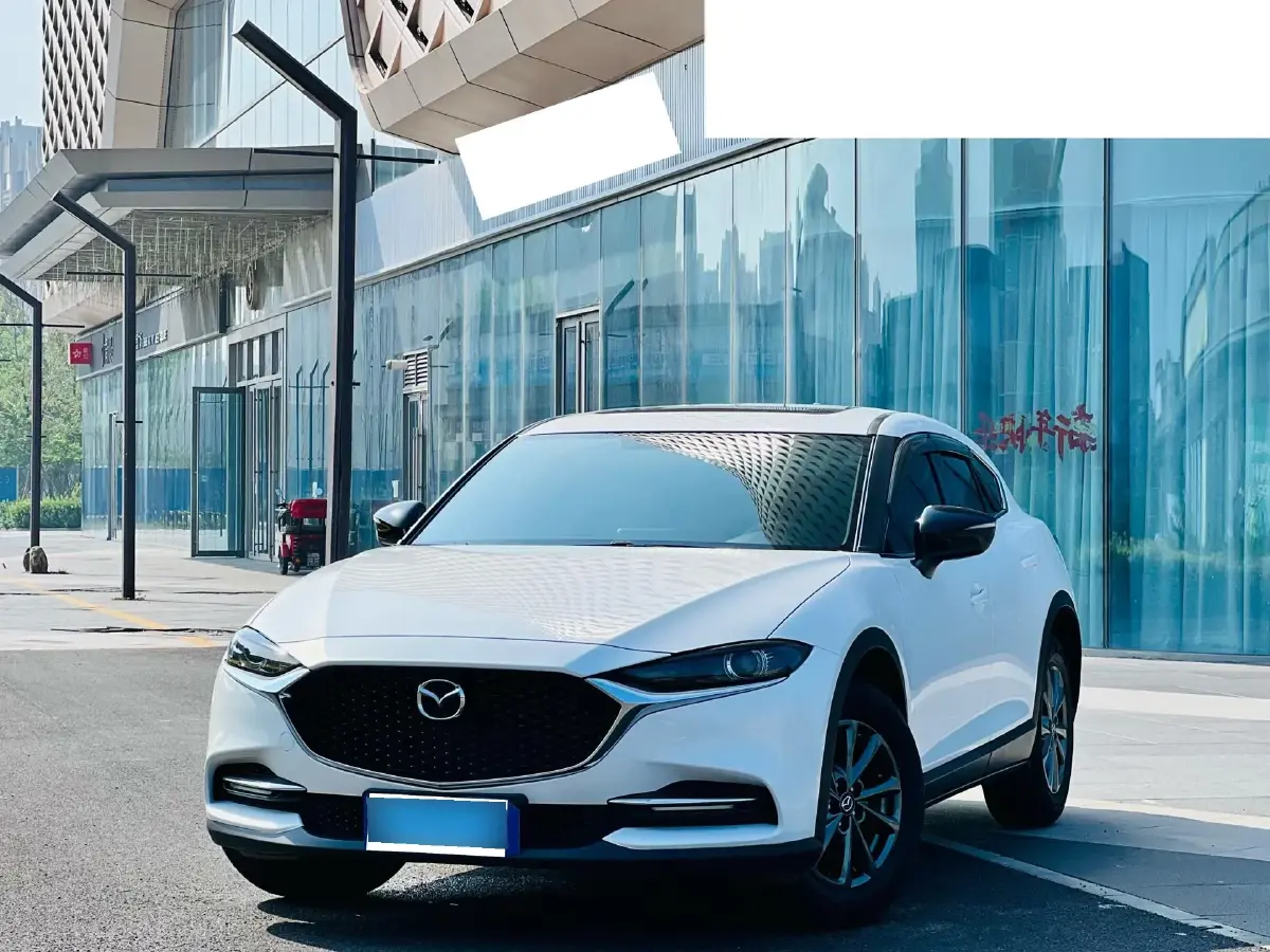 2020 Mazda CX-4 2.0L 158HP L4 6AT