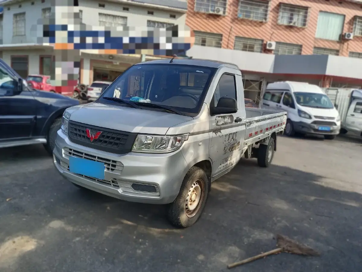 2021 WuLing RongGuang New Truck Special 1.8L 125HP L4 5MT