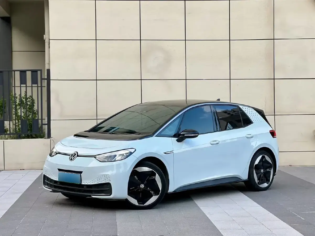 2023 Volkswagen ID.3 BEV 52.8KWH