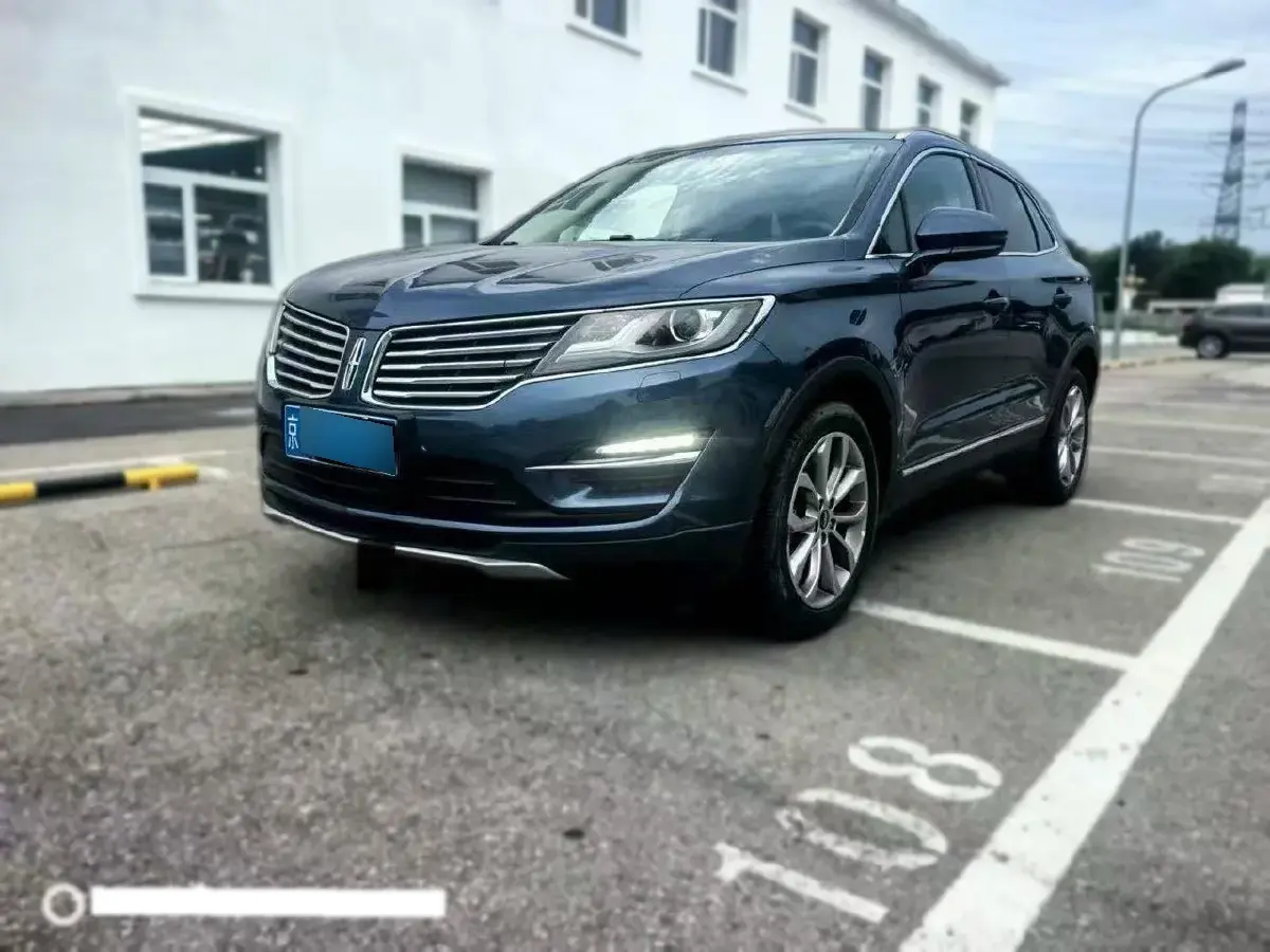 2018 Lincoln MKC 2.0T 203HP L4 6AT