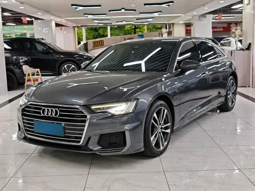 2021 Audi A6L 2.0T 190HP L4 7DCT