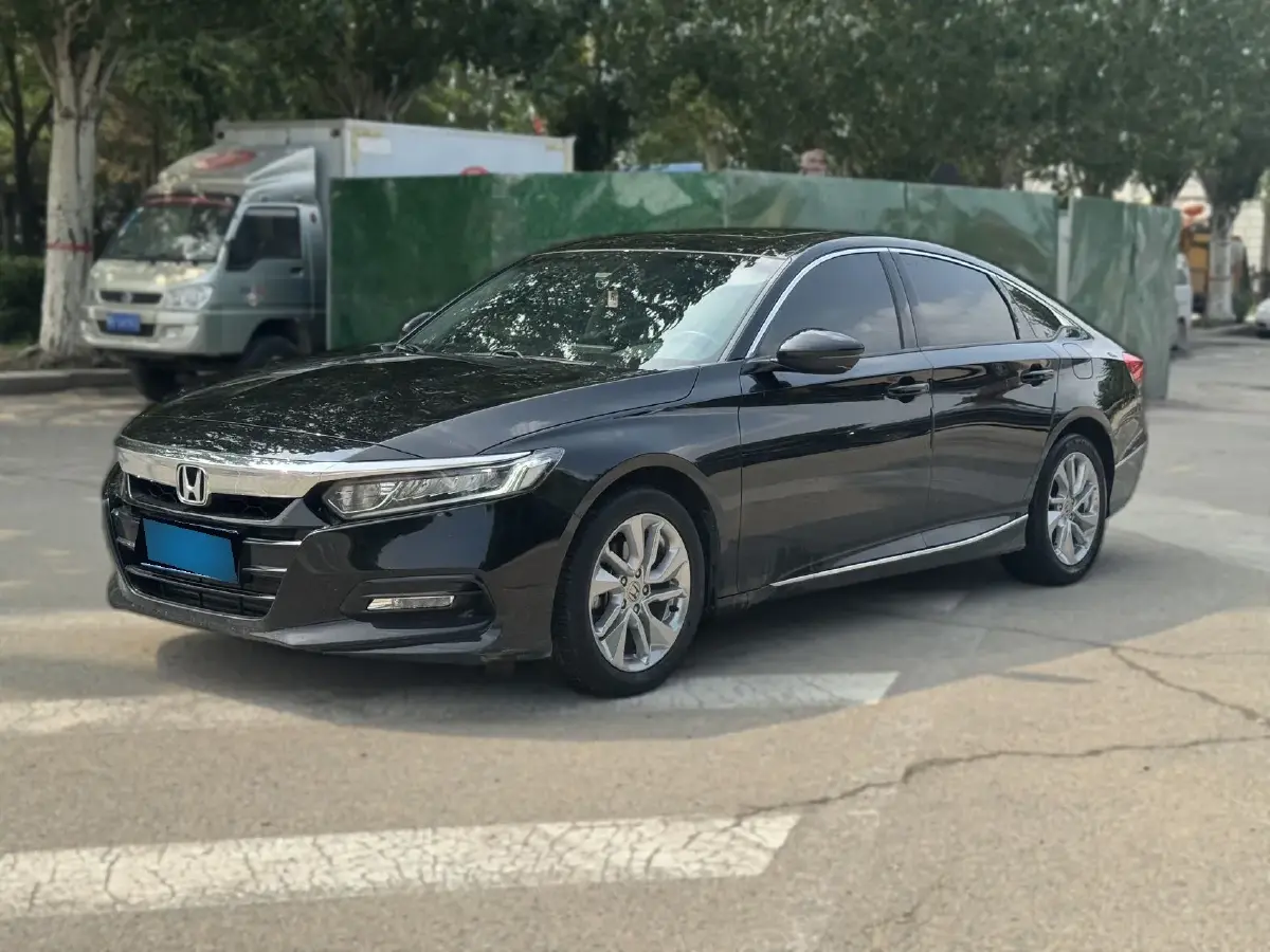 2018 Honda Accord 1.5T 194HP L4 CVT