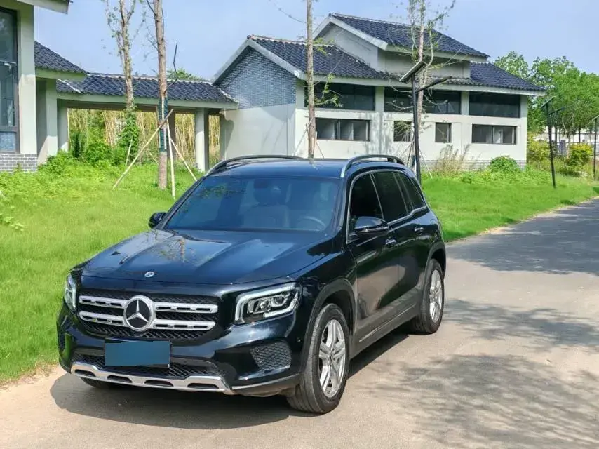 2023 Mercedes-Benz GLB Class 2.0T 190HP L4 8DCT
