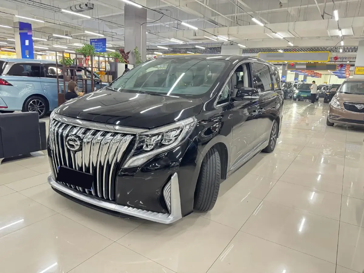 2021 GAC Trumpchi M8 2.0T 252HP L4 8AT