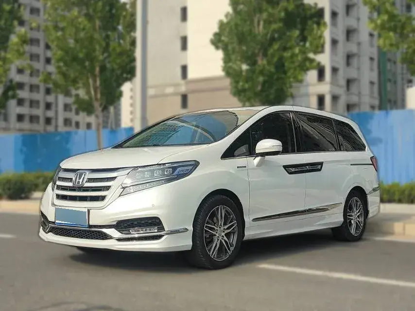 2019 Honda Elysioin 2.0L 146HP L4 E-CVT Hybrid 2019 Honda Elysioin 2.0L 146HP L4 E-CVT Hybrid