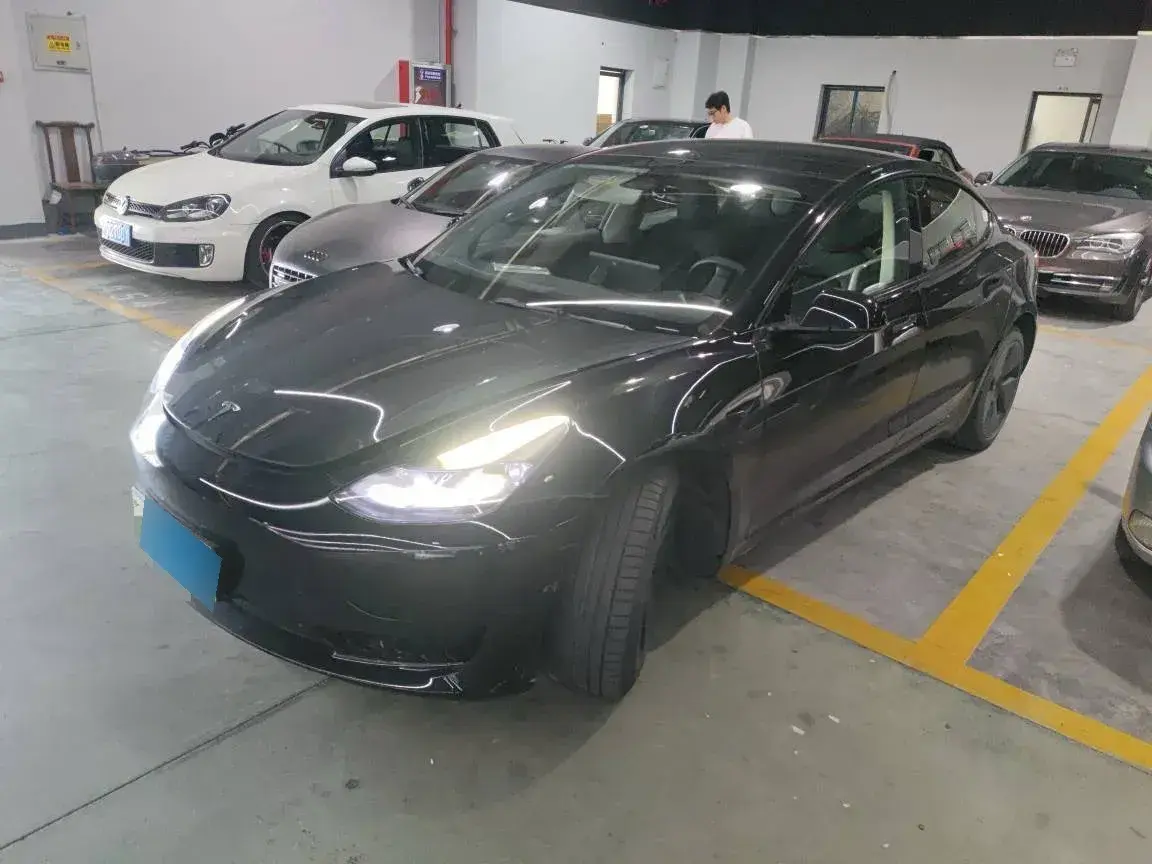 2022 Tesla Model 3 BEV 60KWH