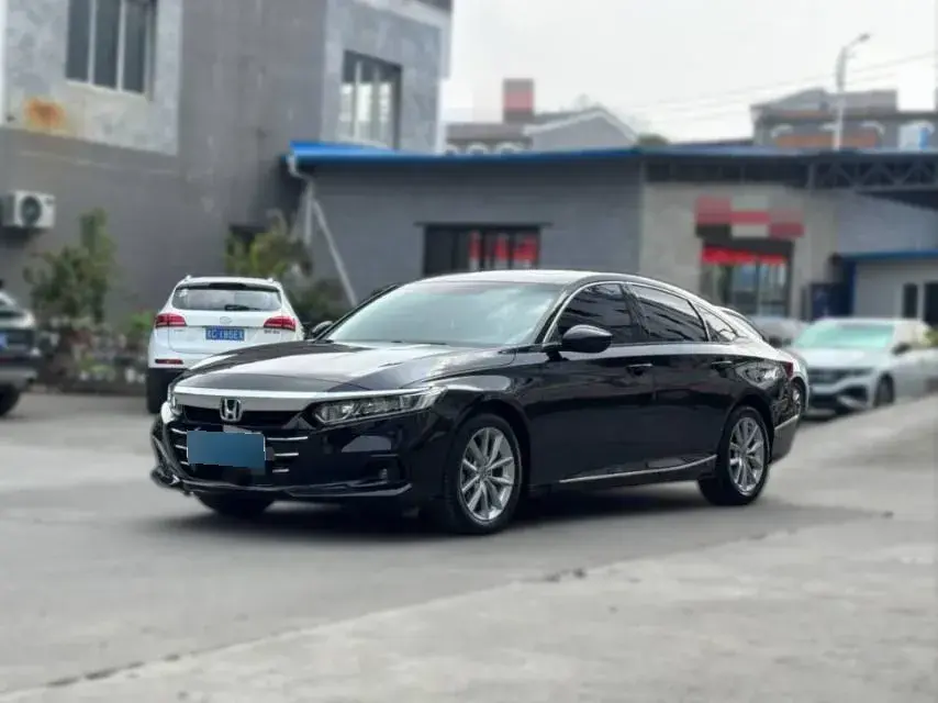 2022 Honda Accord 1.5T 194HP L4 CVT
