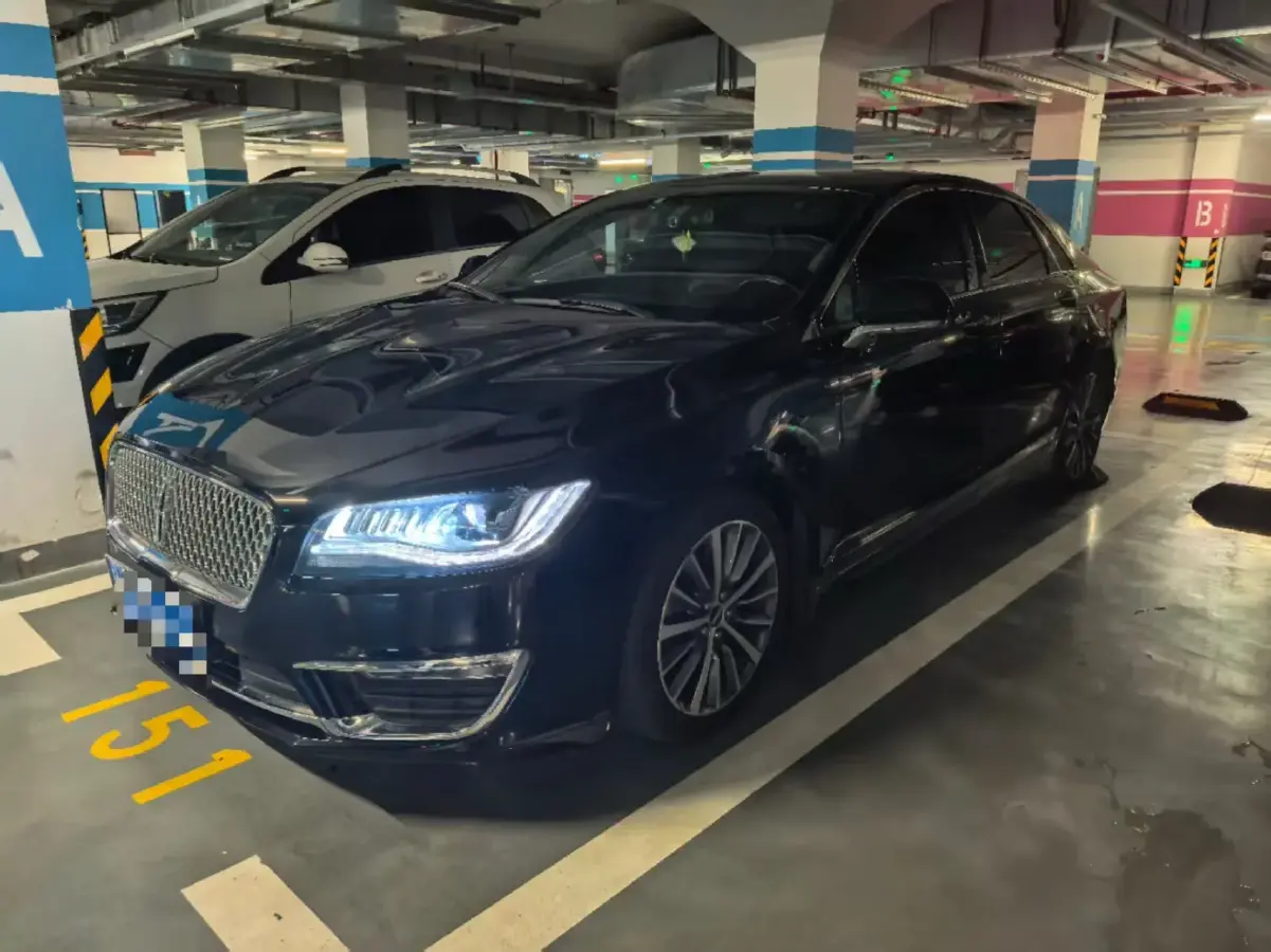 2018 Lincoln MKZ 2.0T 203HP L4 6AT