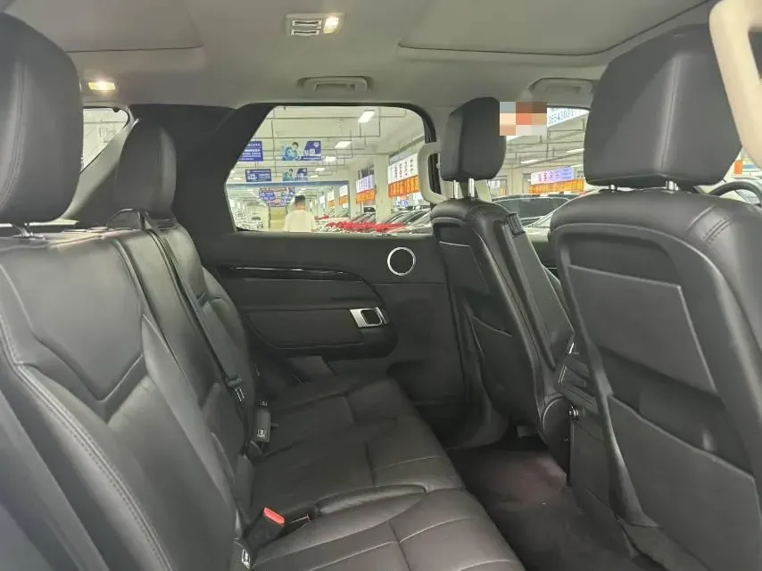 2019 Land Rover Discovery 2.0T 300HP L4 8AT,autocango,china used car exporter,china ev exporter,chinese used car exporter,chinese used ev exporter