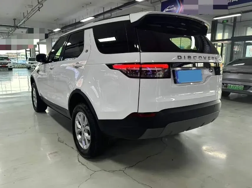 2019 Land Rover Discovery 2.0T 300HP L4 8AT,autocango,china used car exporter,china ev exporter,chinese used car exporter,chinese used ev exporter